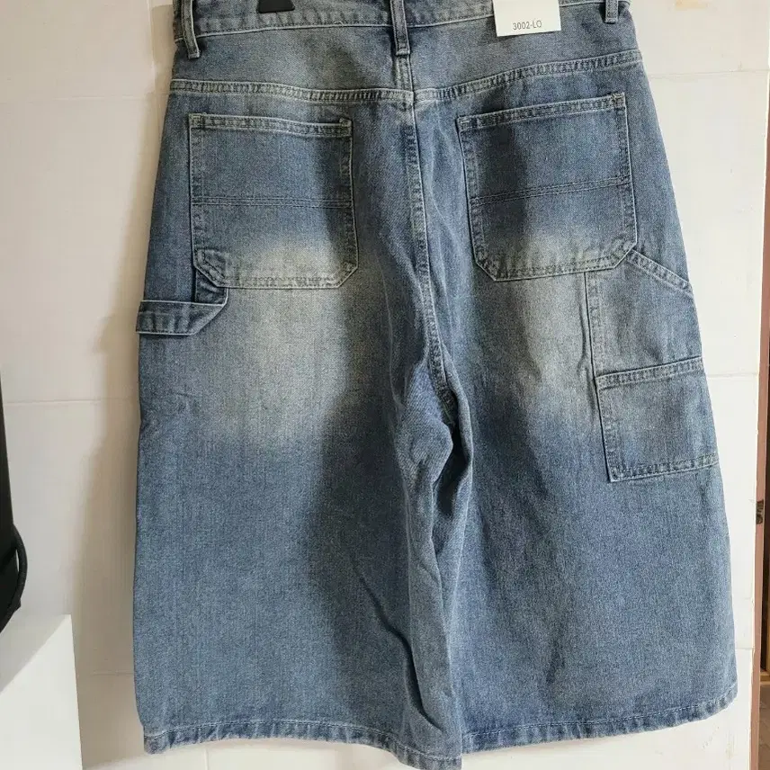 Men's Carpenter Bermuda Washing Denim Shorts (New, size 32