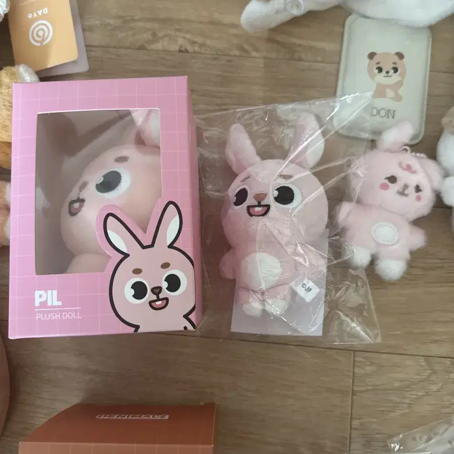 ウォンピル バッグチャーム PIL DAY6 BAG CHARM - PIL / DAY6『3RD WORLD TOUR ＜FOREVER YOUNG