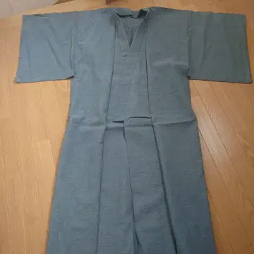 그레이 유카타 심플한 디자인