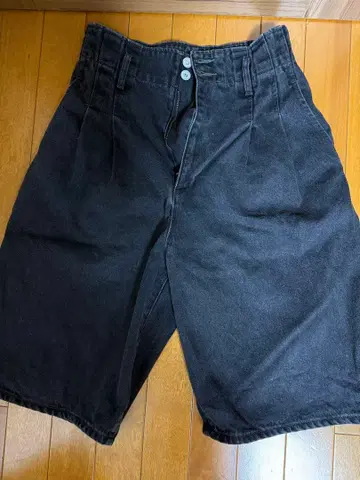 HBEAUTY&YOUTH UNITED ARROWS 데님 턱 숏팬츠