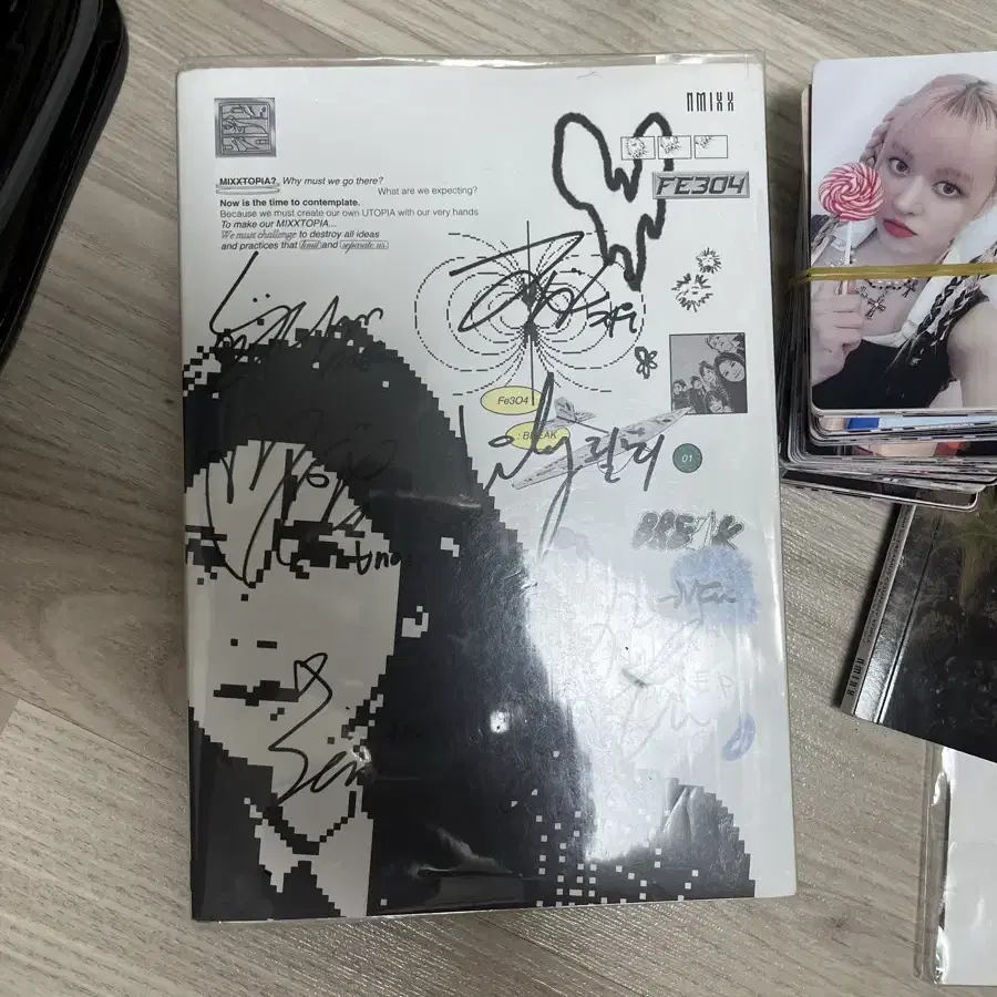 nmixx サイン入りアルバム NMIXX | 엔믹스 Nmixx Signed Album on Bunjang Global Site.