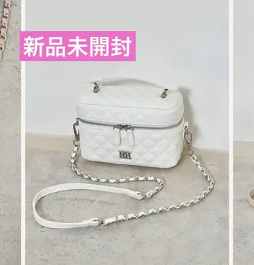 퀼팅 숄더 미니 백 WHT 화이트 WHITE 화이트