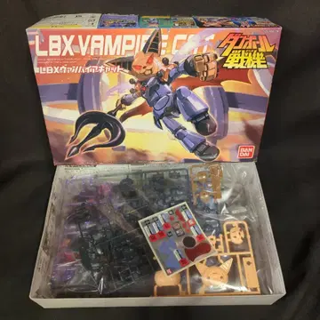 반다이 LBX 뱀파이어 캣 25