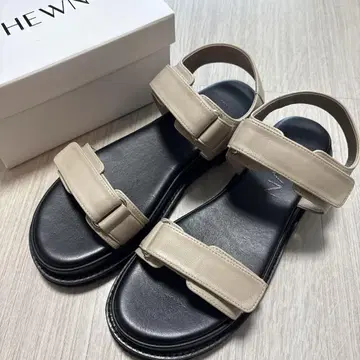 HEWN 샌들 사이즈 38