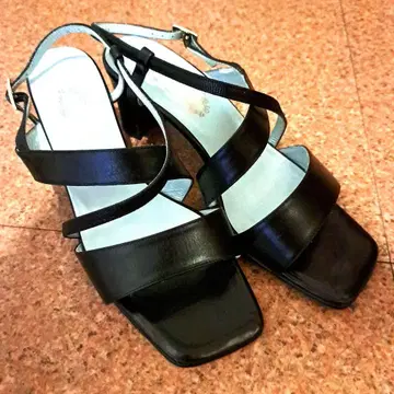 블랙 스트랩 샌들 24.5cm