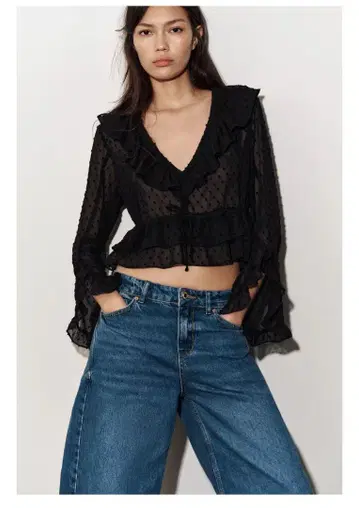 ZARA 프릴 도트 무늬 메쉬 블라우스 S