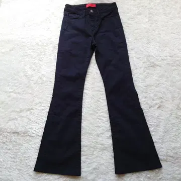 BEAMS RED CARD 22 부츠컷 팬츠