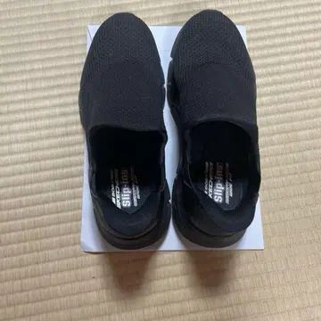 SKECHERS BOBS Slip-ins 블랙 스니커즈