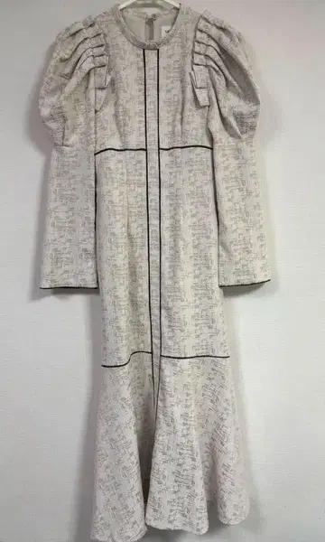 릴리 브라운 머메이드 라인 자카드 원피스