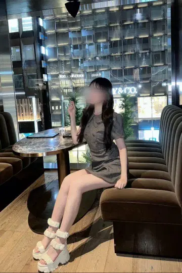 더블 버튼 그레이 원피스