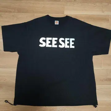 SEESEE 티셔츠 드로우 코드 부착
