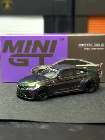 MINI GT LB WORKS BMW M4 퍼플 그린 메탈릭