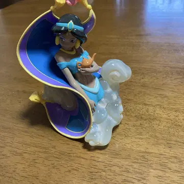 52TOYS 재스민