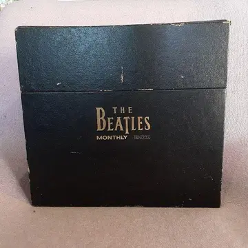 THE BEATLES MONTHLY BOX (비틀즈 먼슬리 박스)