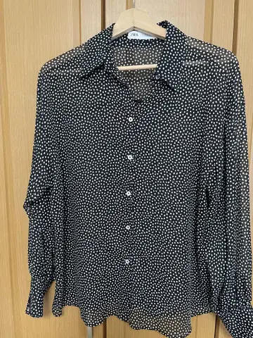 ZARA 도트 무늬 긴팔 셔츠 M 사이즈