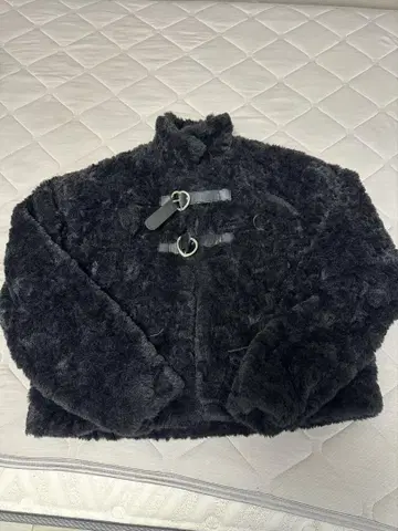 블랙 퍼 무스탕 코트