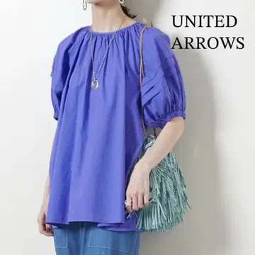 UNITED ARROWS 코튼 실크 턱 볼륨 슬리브 블라우스