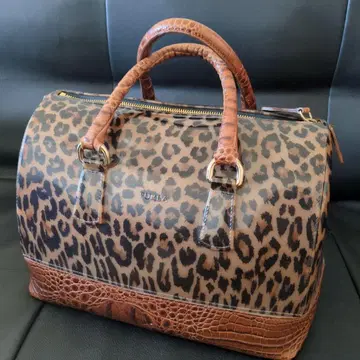 FURLA 가방