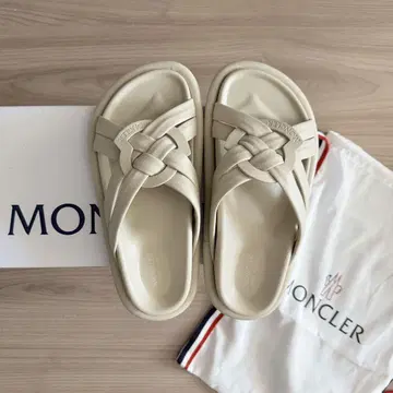 Moncler Bell 스트랩 샌들