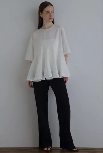 화이트 플레어 튜닉 반팔 F