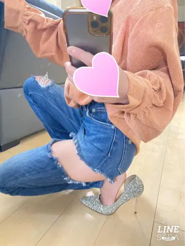 GYDA 과감한 컷 허벅지 데미지 데님 인디고