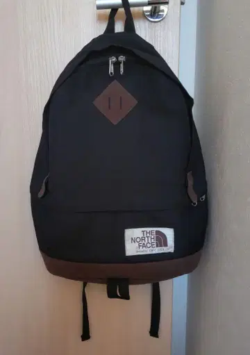 THE NORTH FACE 블랙 백팩