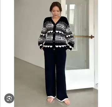 상하의 Melty 노르딕 가디건 네이비 롱 팬츠 스나이델