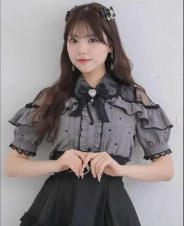 ROJITA 하트 플로키 반팔 프릴 블라우스