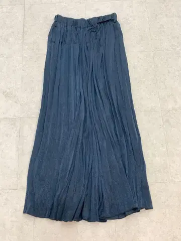 ZARA 플리츠 롱 스커트