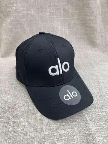 ALO Yoga (아로요가) 야구 모자 블랙