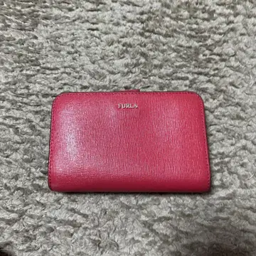 FURLA 핑크 접이식 지갑