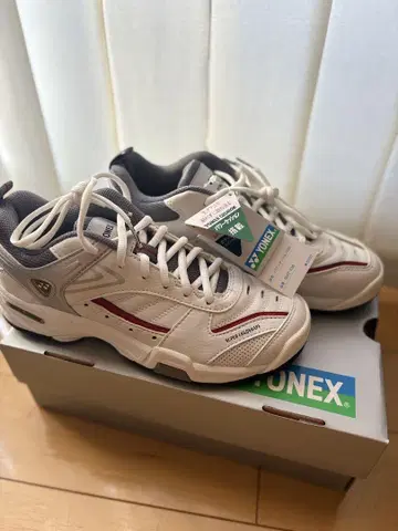 요넥스 테니스화 파워 쿠션 106