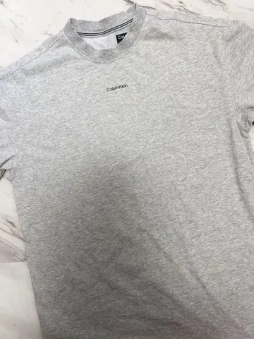 Calvin Klein 빅T