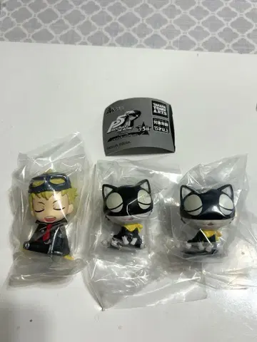 어깨 쿵 Fig. 페르소나5 더 로열 vol.1 모나, 스컬