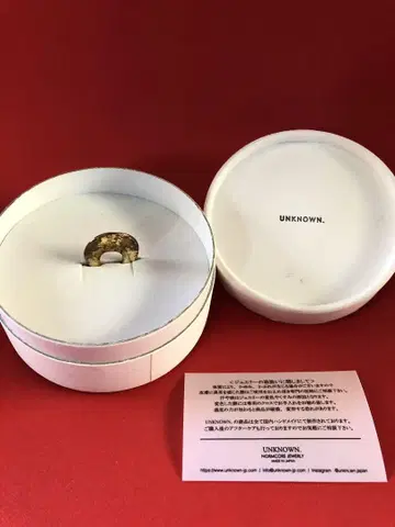 UNKNOWN. 언노운 이어커프