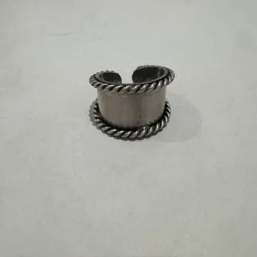 소와리 Twist short ring