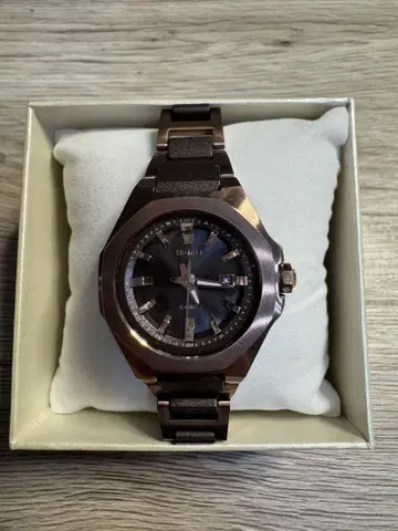 CASIO BABY-G