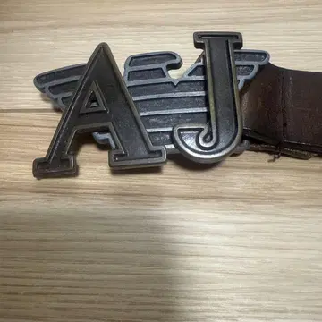AJ 로고 가죽 벨트 브라운