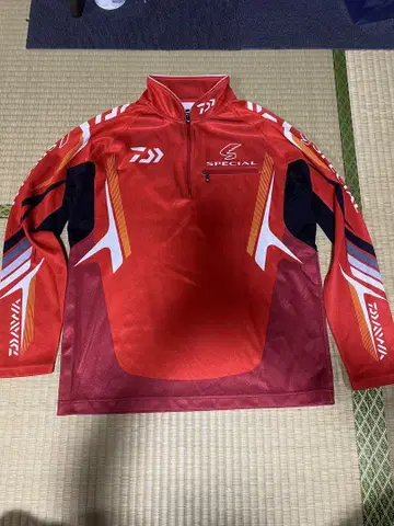 Daiwa SPECIAL 은어 L 사이즈 레드 긴팔 의류