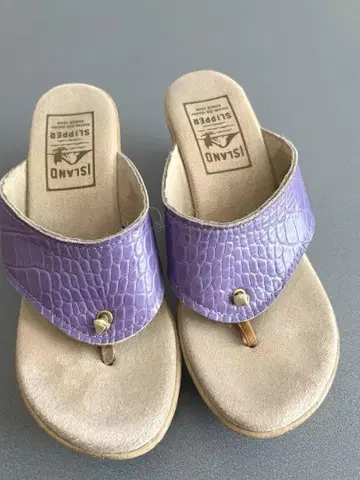 아일랜드 슬리퍼 ISLAND SLIPPER 퍼플 웨지솔 샌들