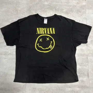 NIRVANA 스마일리 페이스 T셔츠 2016년