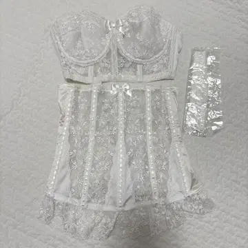 브라이덜 이너 D65 화이트
