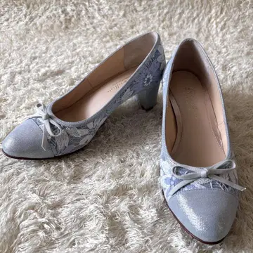 리즈라피네 레이스 펌프스 리본 꽃무늬 23.5cm