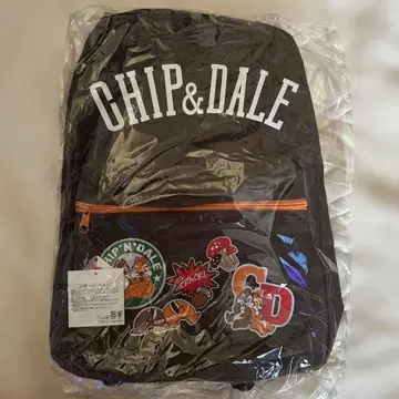 CHIP & DALE 스티커 포함 백팩