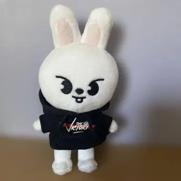 [공식] SKZOO 리빗 봉제 인형 후드 부착 블랙 후드티 리노