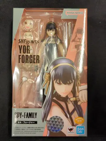 BANDAI SPIRITS S.H.Figuarts 요르 포저