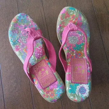 ISLAND SLIPPER 아일랜드 슬리퍼 꽃무늬 슬리퍼 핑크
