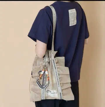 브라운 바이 씨어터프로덕츠 별주 메쉬 프릴 신발 가방
