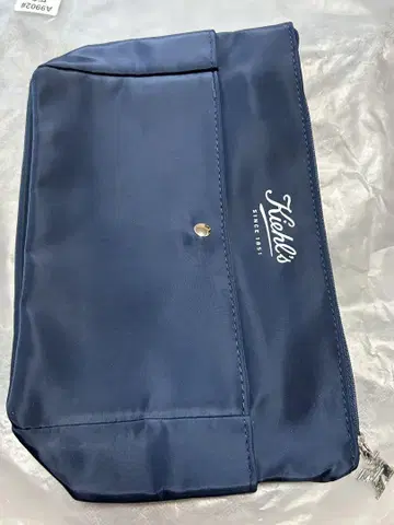 Kiehl's 네이비 나일론 파우치