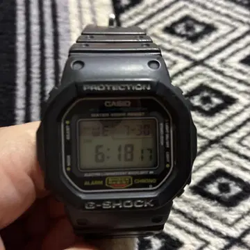 CASIO G-SHOCK DW-5600E